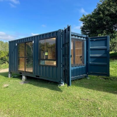 Custom 20ft Cozy Cabin Container House For Sale