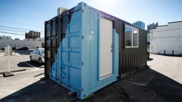 Fully Equiped 20ft shipping container home for sale